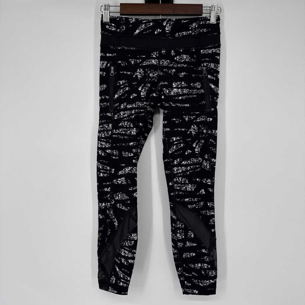 Lululemon Run Inspire Tight II Black Mesh Panels 25" Zip Pockets Leggings Size 4